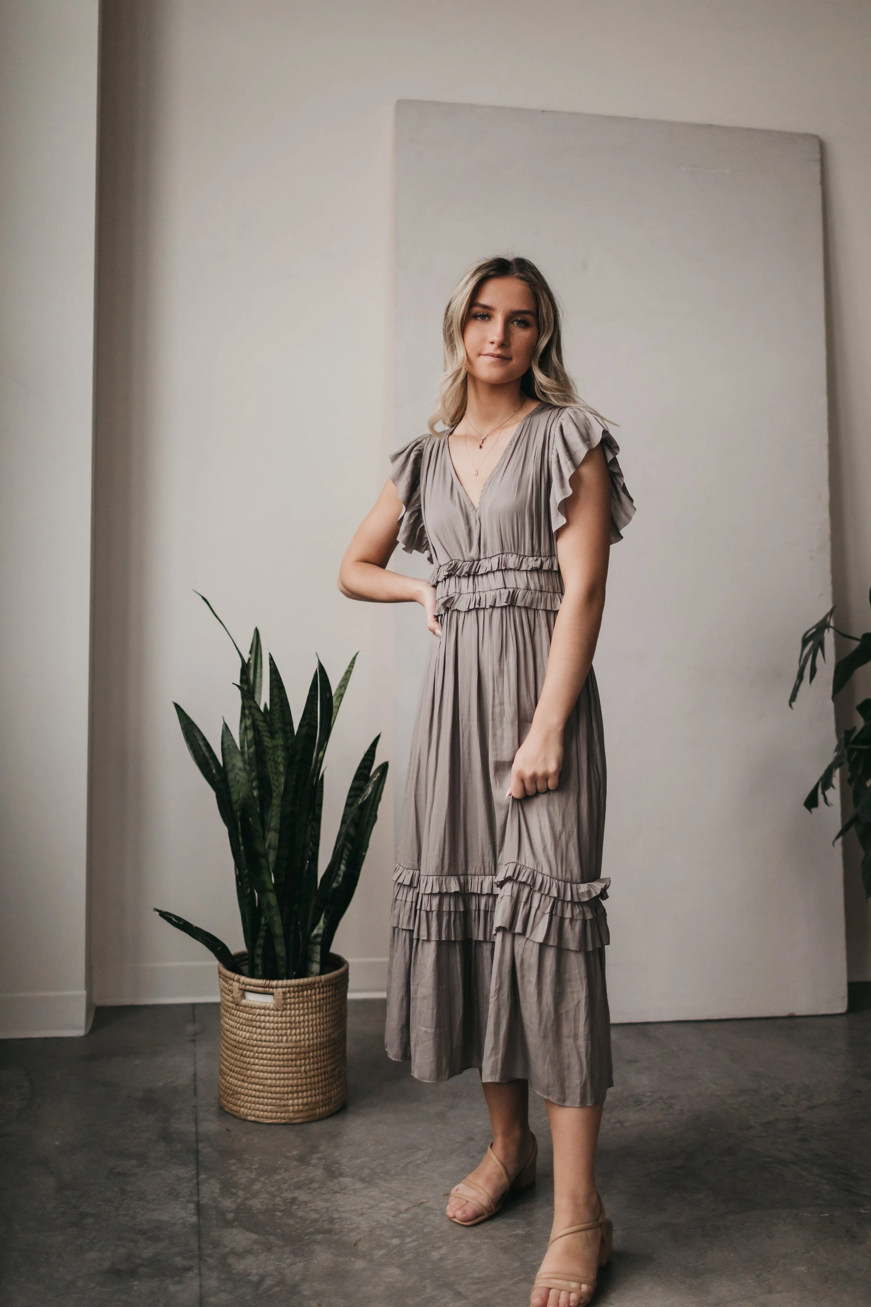 Eliza Midi Dress in Fawn