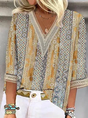 Everyday Chic Lace Shirt Blouse with Graphic Print and V Neck