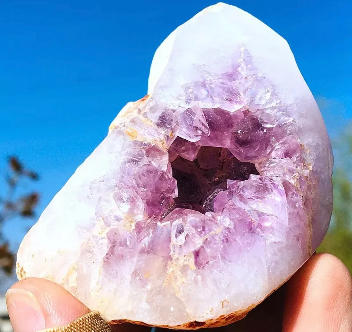 Natural Amethyst Agate Geode Quartz Crystal