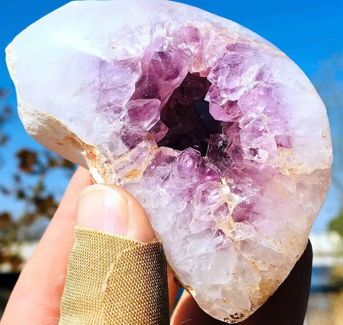 Natural Amethyst Agate Geode Quartz Crystal